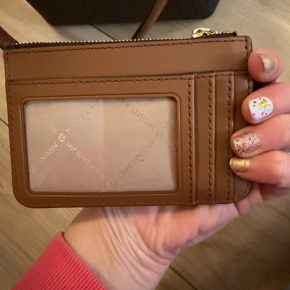 ✨ MICHAEL KORS Jet Set Signature Bucket Bag + Matching Card Case ✨ - Picture 3 of 3